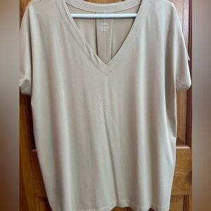 NWT J. Jill Luxe Pleat Back Tee, size lg., color: honeycomb